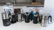 Milchaufschäumer Test: 6 aktuelle Geräte - Severin Spuma 700 Plus, Philips Senseo Milk Twister, WMF Stelio, Melitta Cremio 2, Arendo Milchaufschäumer sowie WMF Lono Milk and Choc